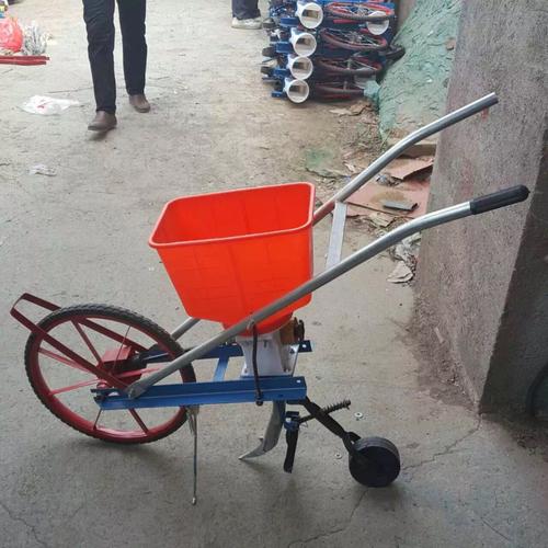 鄭州滎陽手推式施肥機(jī)械 280元/件，助力農(nóng)戶高效種植